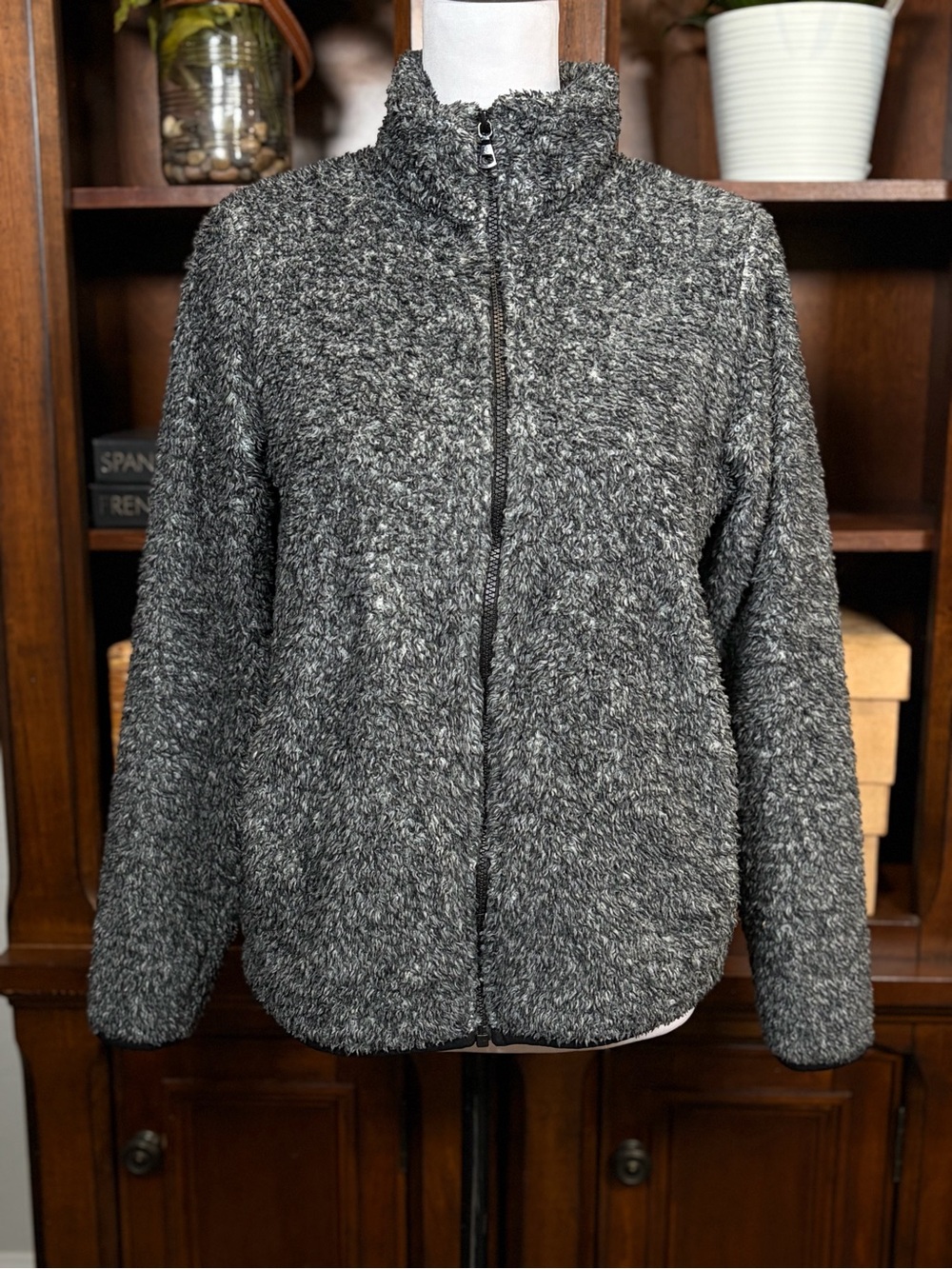 Uniqlo Women's Charcoal Teddy Fleece Full Zip Jacket Gray Black Heathered M